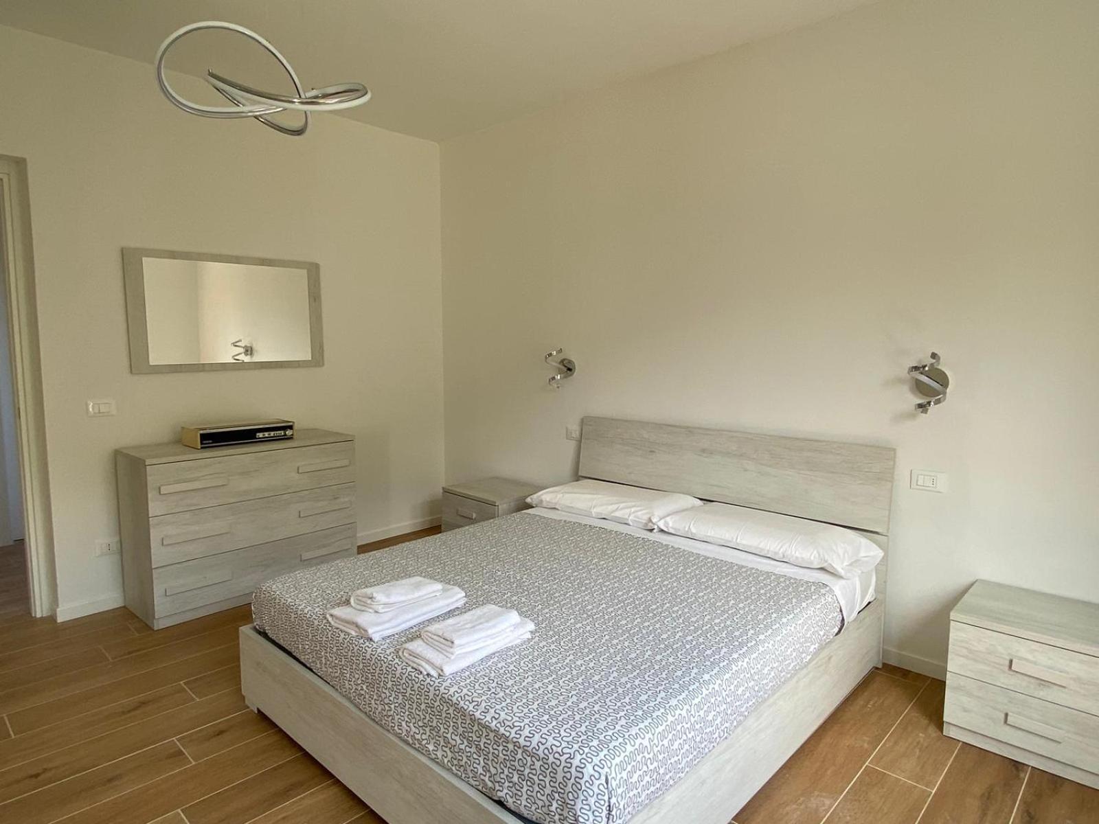 Villa The Swan - Composed By 2 Apartments Mandello del Lario Exterior foto